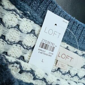 LOFT Textured Blue and Cream Sweater NWT Women’s  Size Large